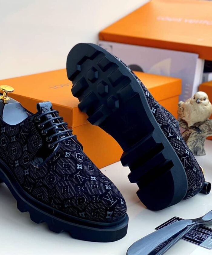 Black Patterned Lace-Up Shoes