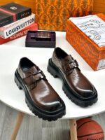 Chunky Platform Sole Metal Buckle Luxury Footwear