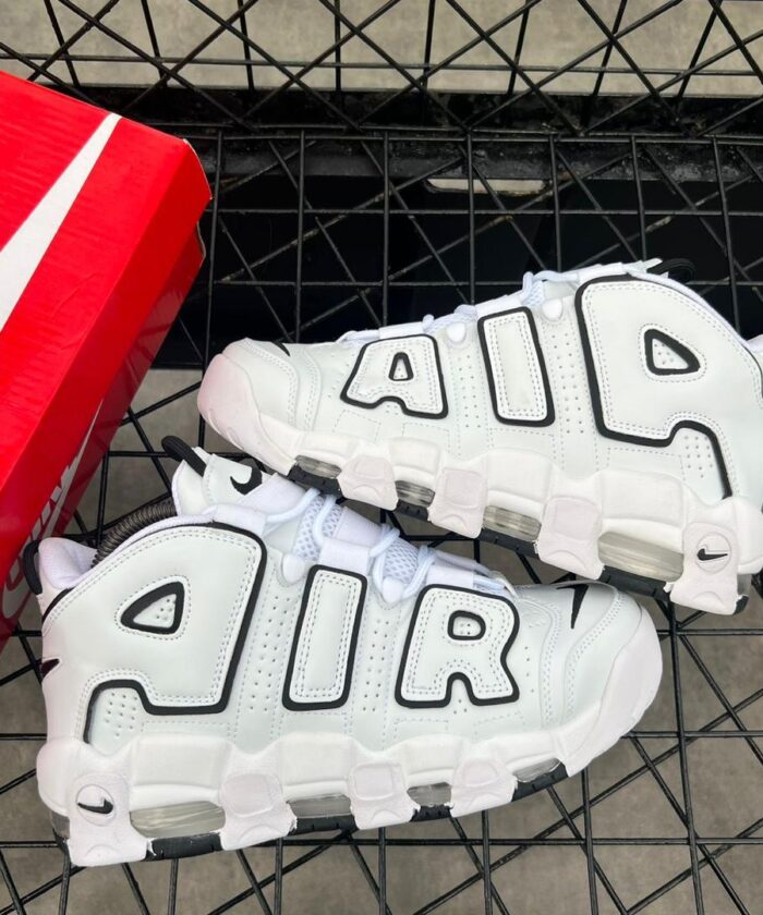 Nike Air More Uptempo "Triple White"