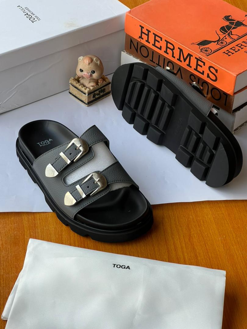 Toga Pulla Men’s Leather Slides Toga Pulla Men’s Leather Slides