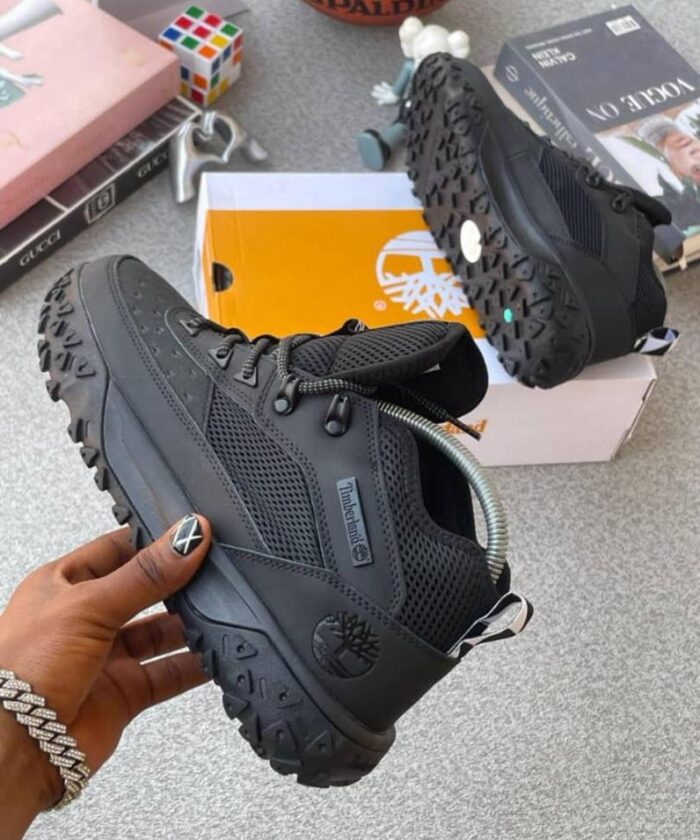Timberland Motion 6 Men’s Black Boots with Mesh Detail
