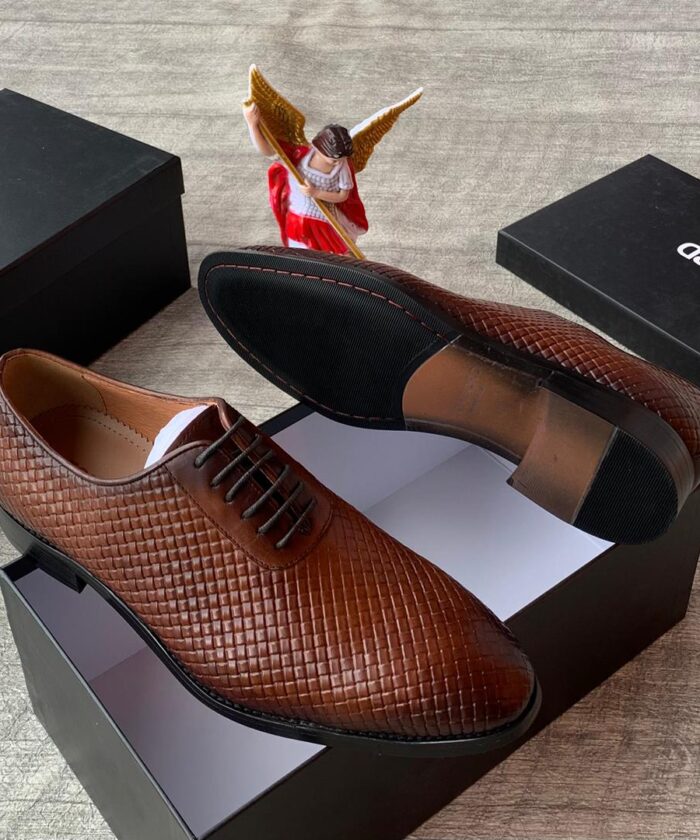 Tom Ford Men’s Tan Handwoven Leather Oxford Shoes
