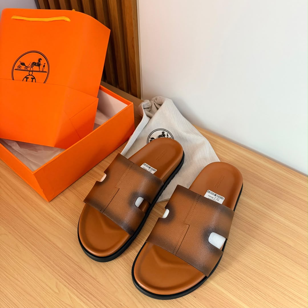 Brown Gradient H-Cutout Sandals Brown Gradient H-Cutout Sandals