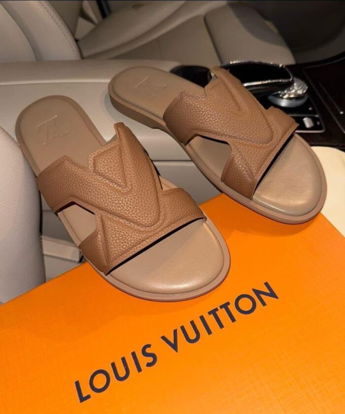 Brown Grained Leather Slides with Crisscross Straps