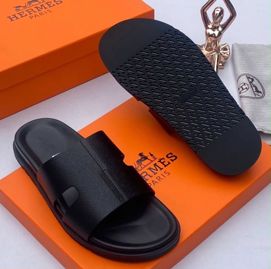Hermès Chypre Noir Calfskin Sandals Hermès Chypre Noir Calfskin Sandals