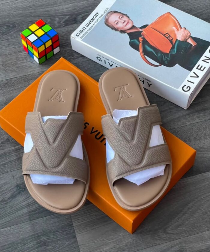 Luxury Textured Designer Sandals with Embossed LV Footbed