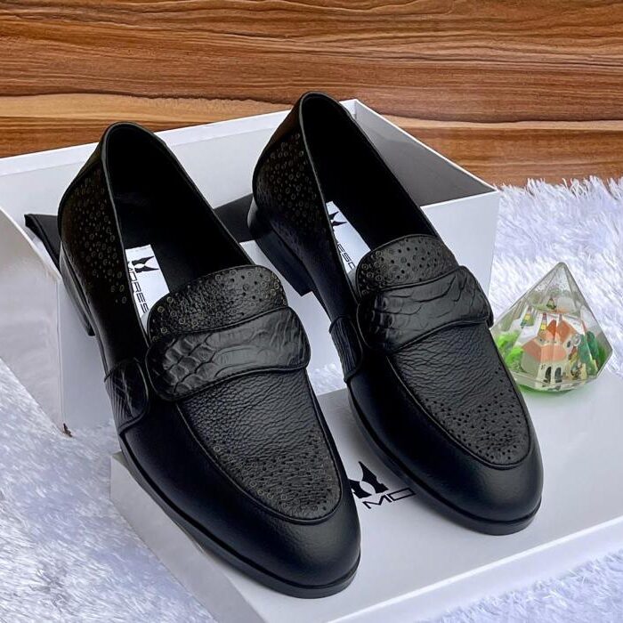 Moreschi Black Textured Leather Loafers