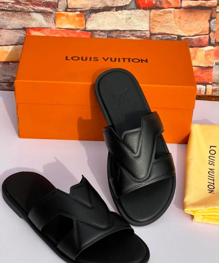 Oasis Black Grained Leather Mules