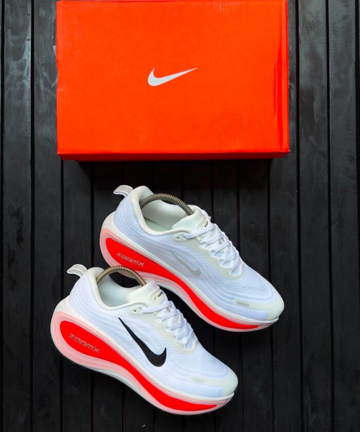 Vomero Plus Orange Pulse Sneakers