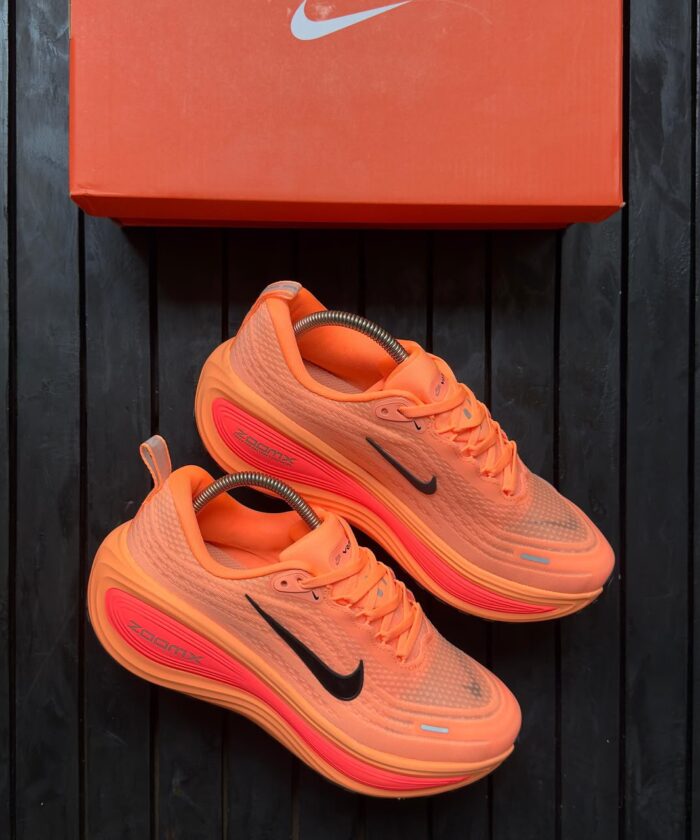 Vomero Plus Orange Pulse Sneakers