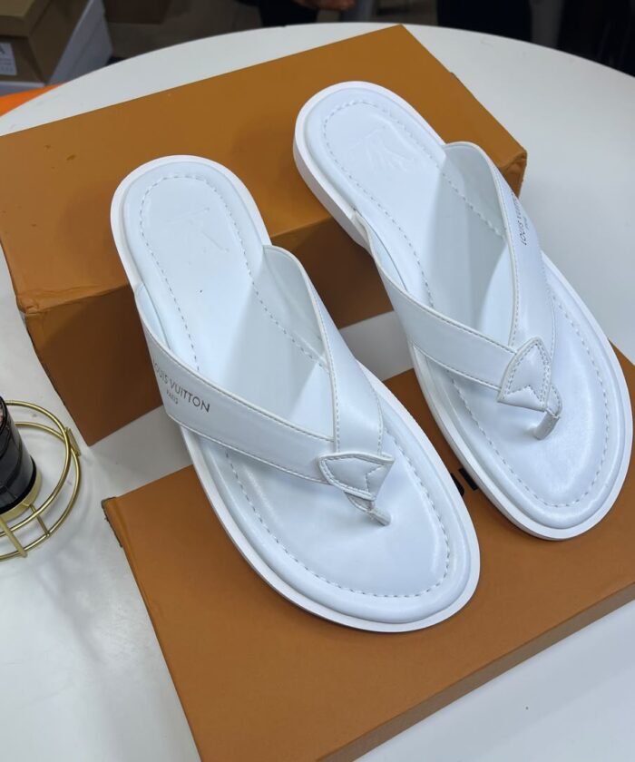Black Leather Thong Sandals Gold Paris Logo Strap