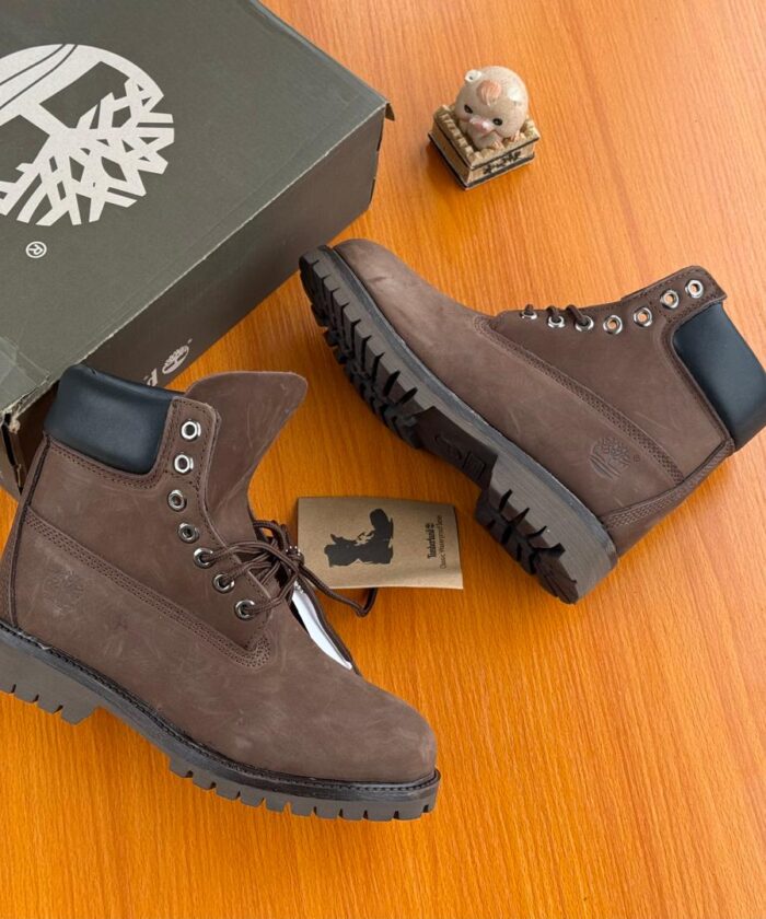 Brown 6 Inch Waterproof Boots Black Padded Collar