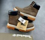 Classic Wheat Nubuck Leather Waterproof Boots Black Collar