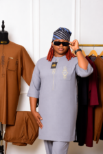Boutique Elegance with Traditional Kaftans - Image 2